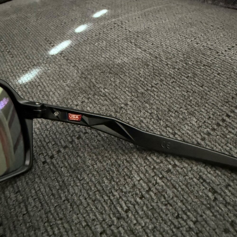(OO9406) Oakley Sutro PRIZM Polarized Black Frame - Picture 7 of 12
